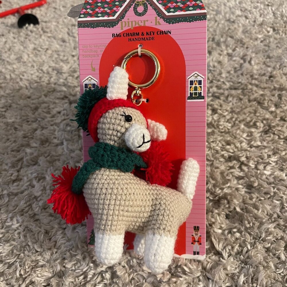 Piper.K Crochet Llama Holiday Bag Charm Keychain NWT
